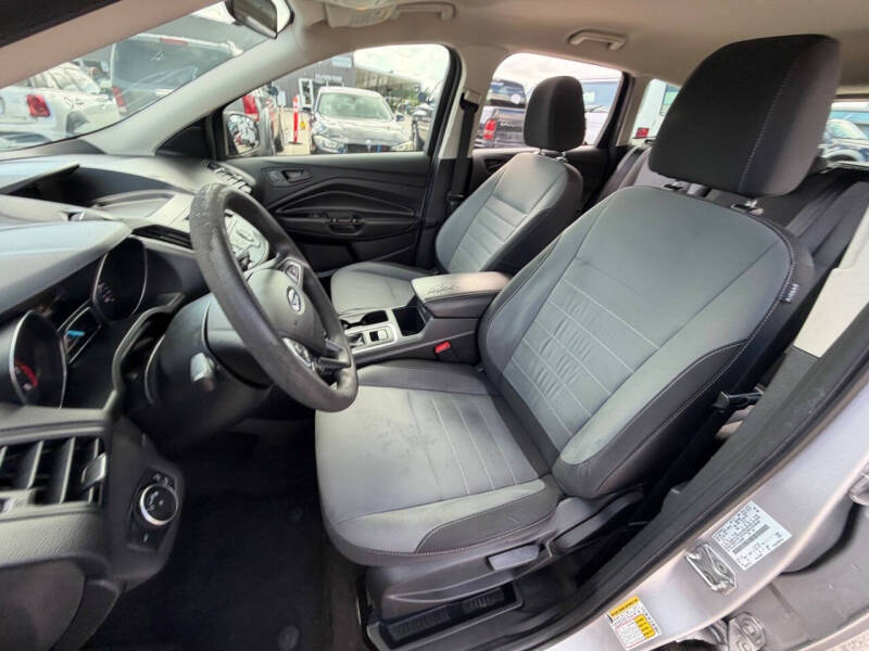 2017 Ford Escape S