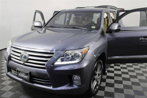 2013 Lexus LX 570