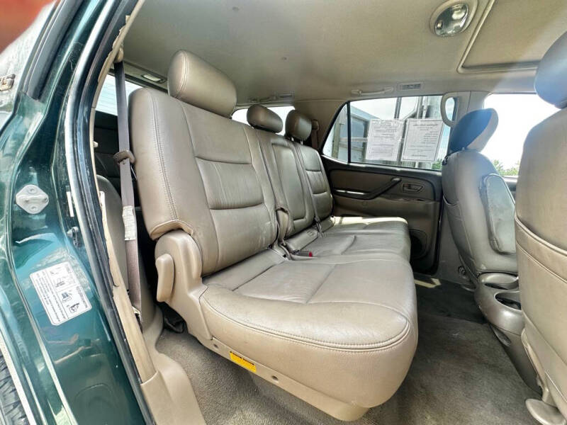 2001 Toyota Sequoia SR5