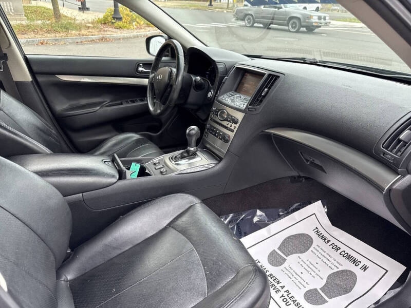 2012 Infiniti G25 Sedan x