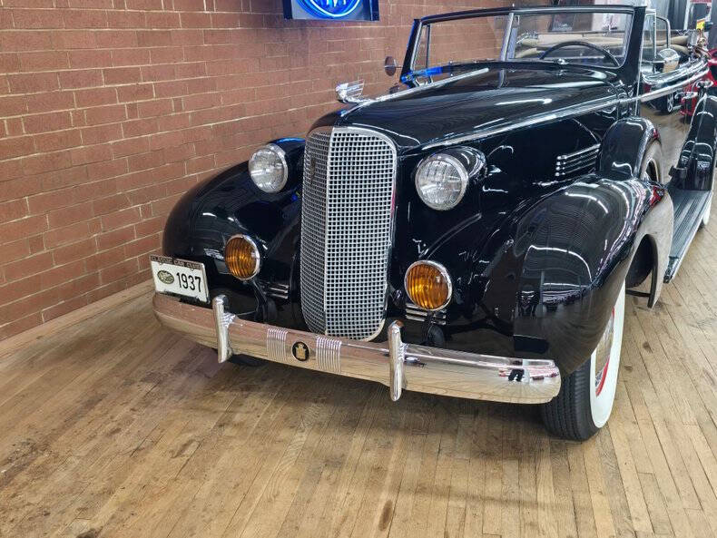 1937 Cadillac Series 70