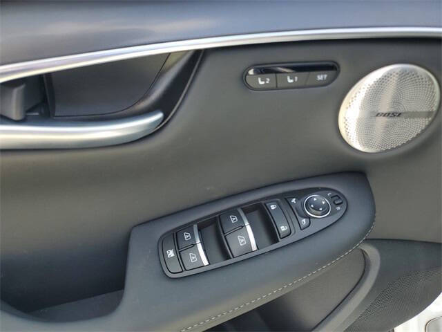 2025 Infiniti QX50 Luxe