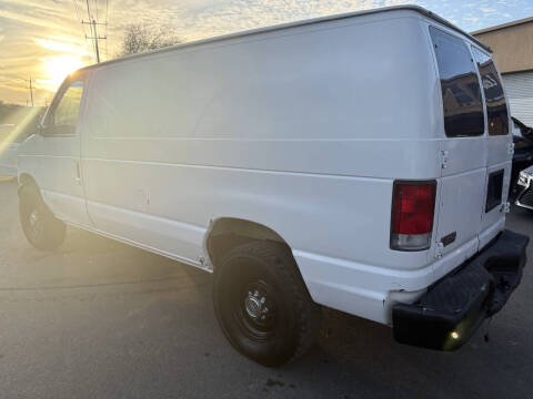 1999 Ford E-350 SD