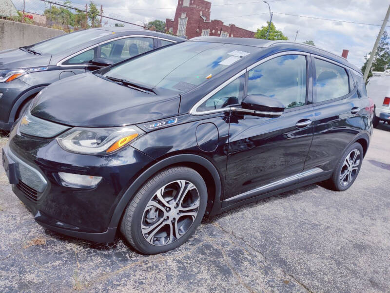 2017 Chevrolet Bolt EV for sale at The Car Cove, LLC in Muncie IN
