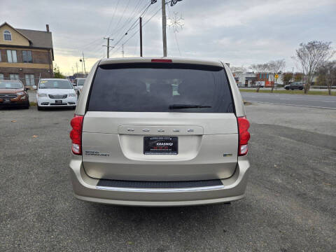 2014 Dodge Grand Caravan SE