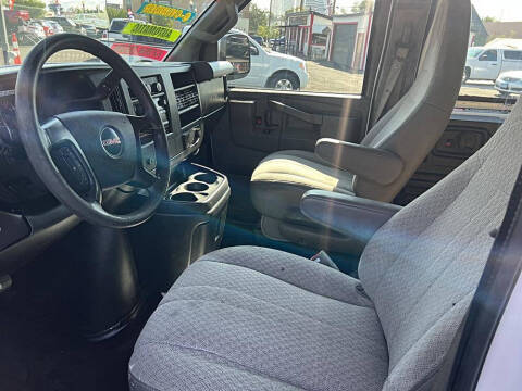 2016 GMC Savana 2500