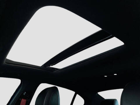 2023 Genesis G70