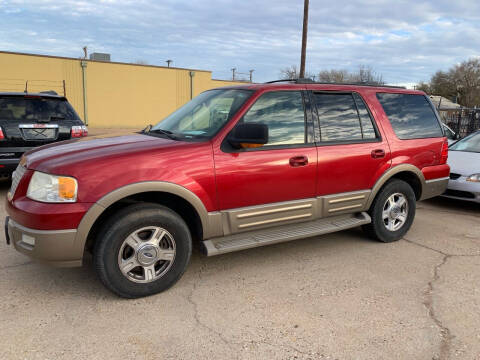 2004 Ford Expedition for sale at FIRST CHOICE MOTORS in Lubbock TX