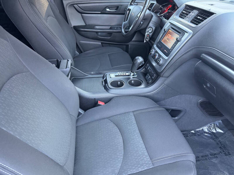 2015 GMC Acadia SLE-2