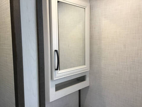 2023 Dutchmen Atlas 2532RDF / 29ft Reduced