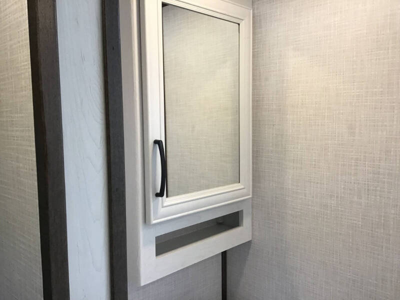 2023 Dutchmen Atlas 2532RDF / 29ft Reduced