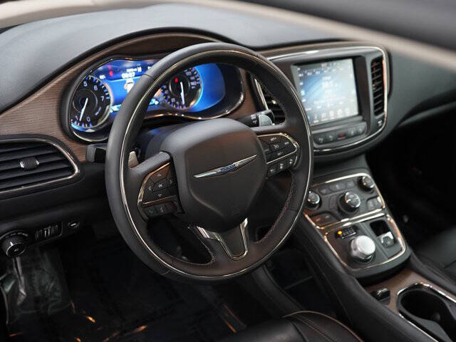 2015 Chrysler 200 C