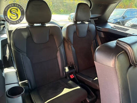 2017 Volvo XC90 T6 R-Design