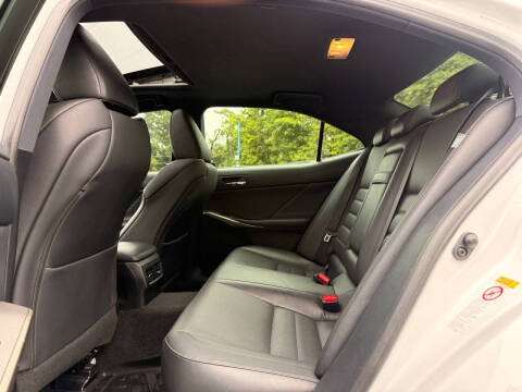 2015 Lexus IS 250