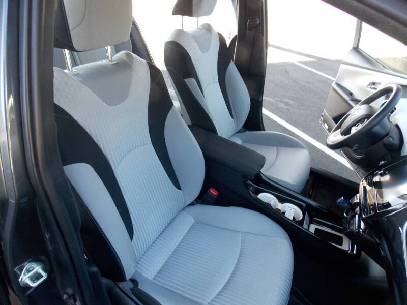 2018 Toyota Prius Three