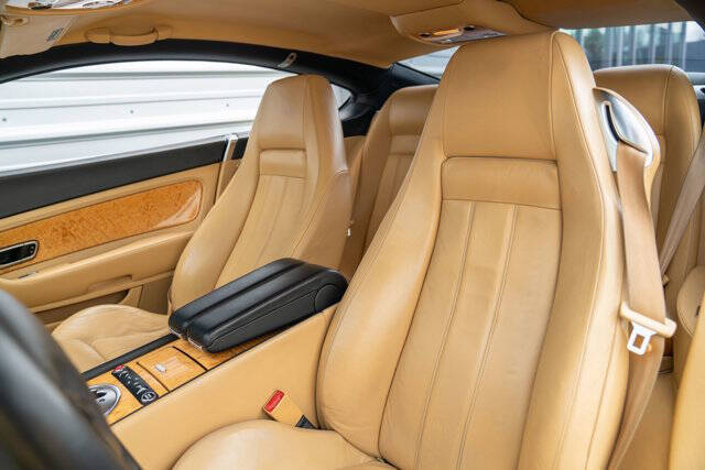 2005 Bentley Continental 11