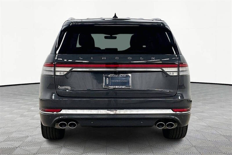 2022 Lincoln Aviator Black Label