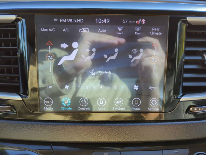 2020 Chrysler Pacifica Hybrid Touring L