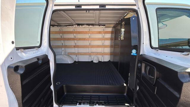2024 GMC Savana 2500