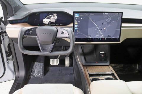 2023 Tesla Model X Standard Range