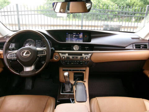 2016 Lexus ES 350