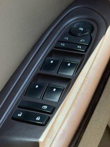 2016 GMC Acadia Denali