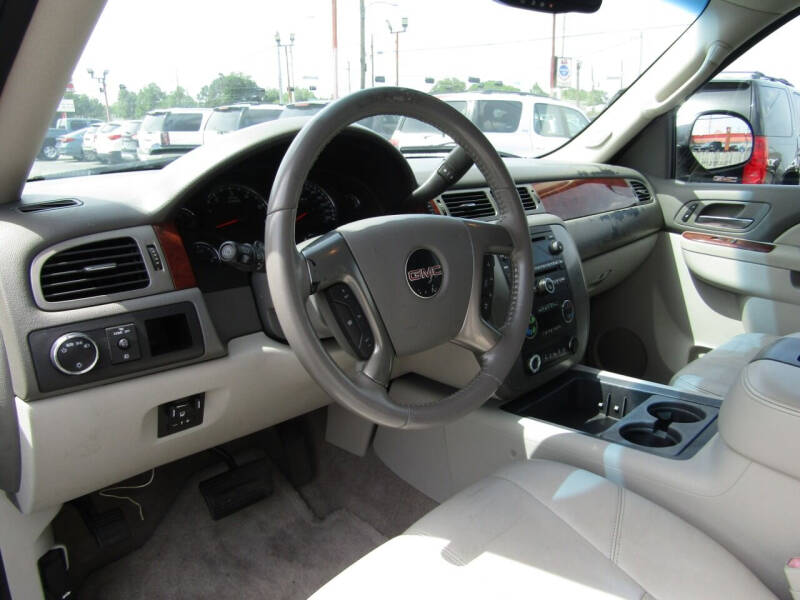 2010 GMC Yukon XL SLT