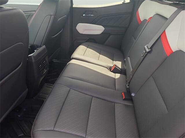 2024 GMC Canyon AT4X