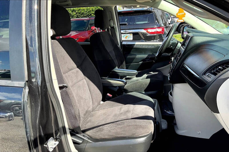 2014 Dodge Grand Caravan SE