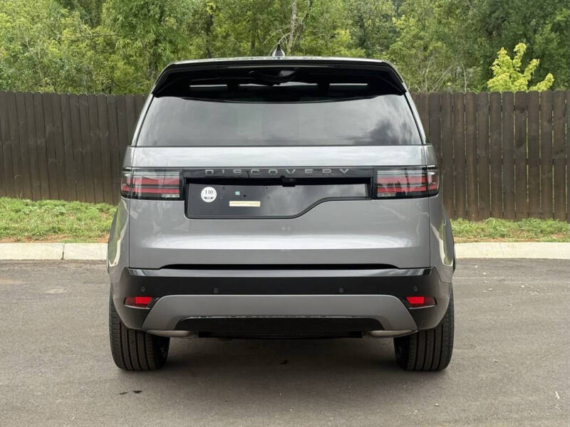 2025 Land Rover Discovery P360 Dynamic SE