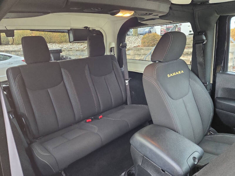 2015 Jeep Wrangler Sahara