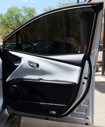 2016 Toyota Prius Three Touring