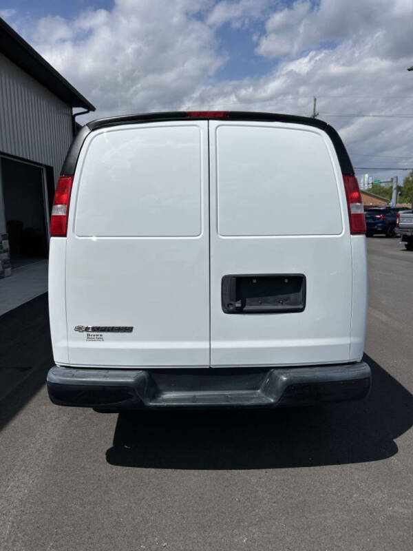 2021 Chevrolet Express 2500