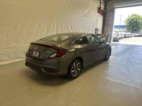 2017 Honda Civic LX-P
