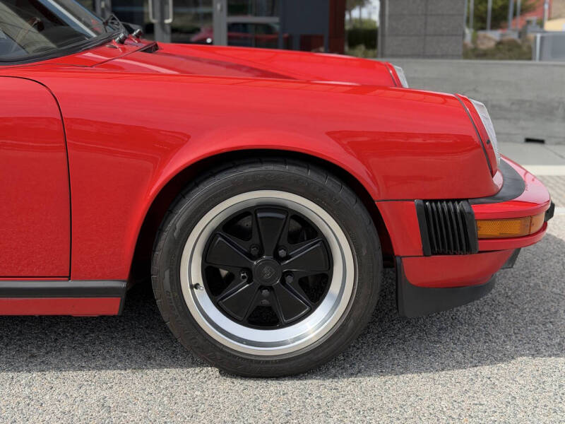 1988 Porsche 911 Carrera