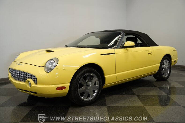 2002 Ford Thunderbird Deluxe