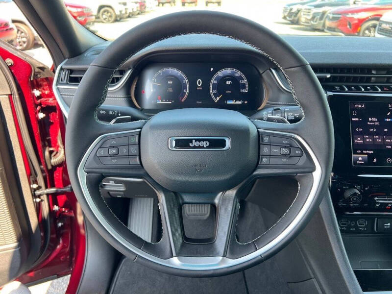 2025 Jeep Grand Cherokee Laredo X