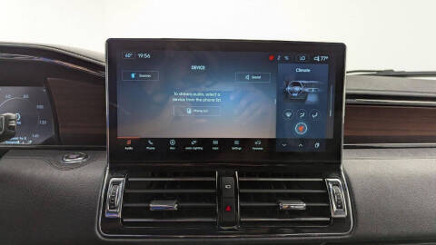 2023 Lincoln Navigator Standard