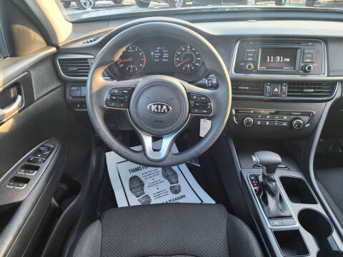 2017 Kia Optima LX