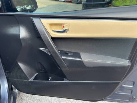 2017 Toyota Corolla LE