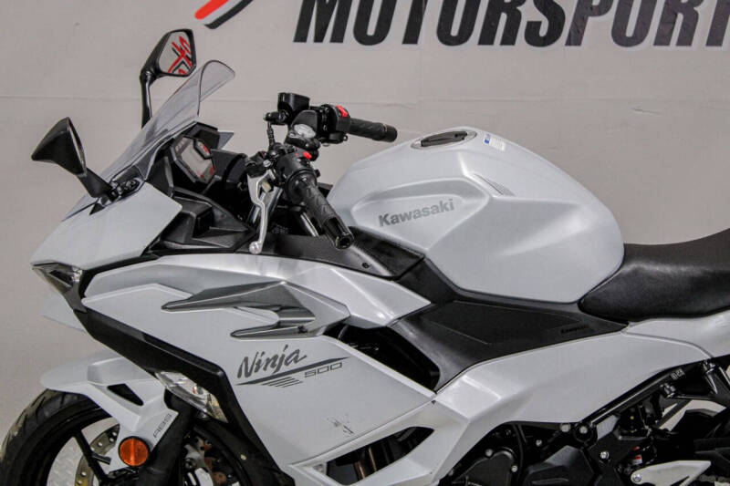 2024 Kawasaki Ninja 500 SE ABS