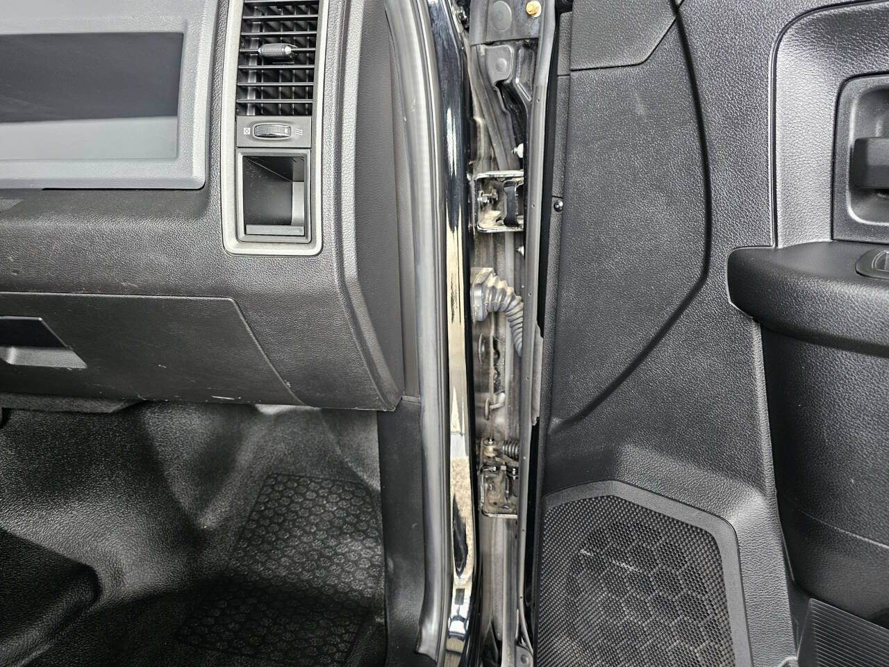 2014 RAM 5500 37