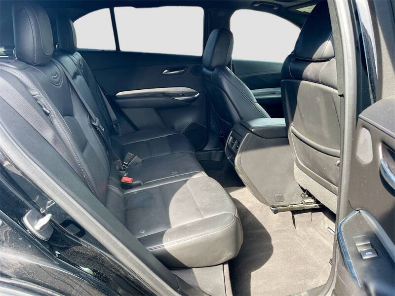 2020 Cadillac XT4 Premium Luxury