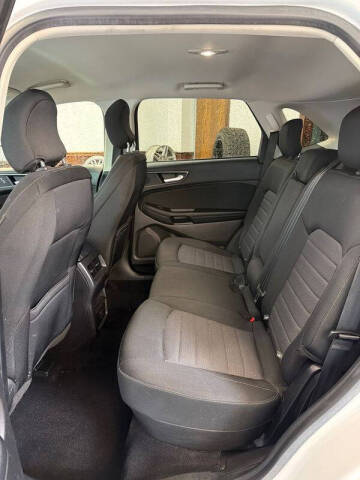 2018 Ford Edge SE