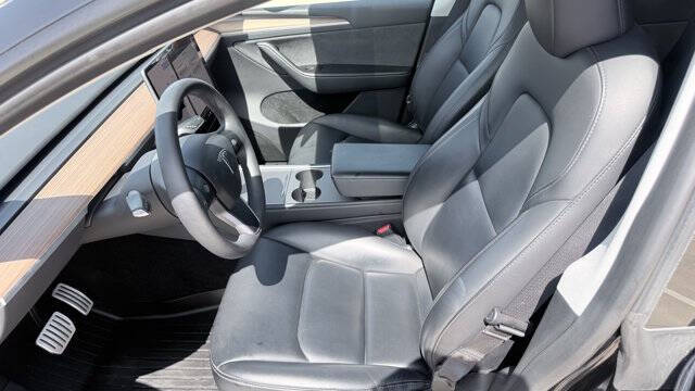 2024 Tesla Model Y Performance