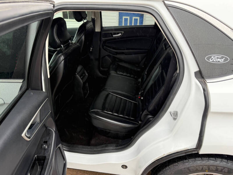 2019 Ford Edge SEL