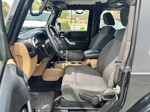 2012 Jeep Wrangler Sahara