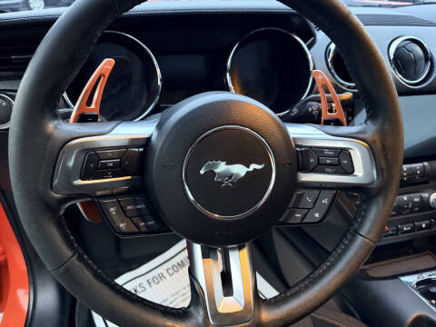 2016 Ford Mustang V6