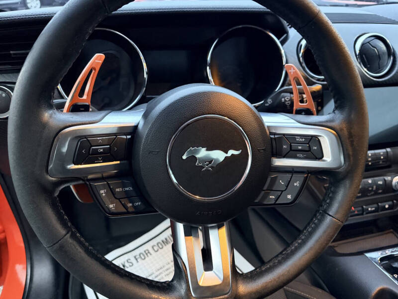 2016 Ford Mustang V6