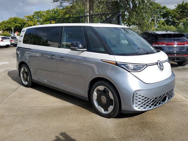 2025 Volkswagen ID. Buzz Pro S Plus 4Motion